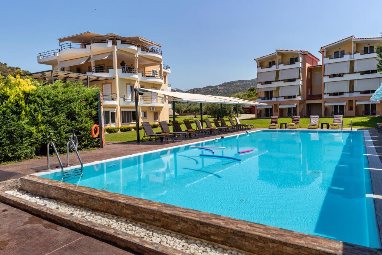 Aparthotel Anilio Plaza Zacharo Esterno foto