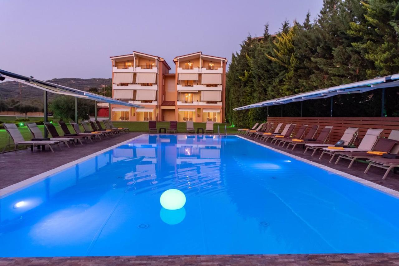 Aparthotel Anilio Plaza Zacharo Esterno foto