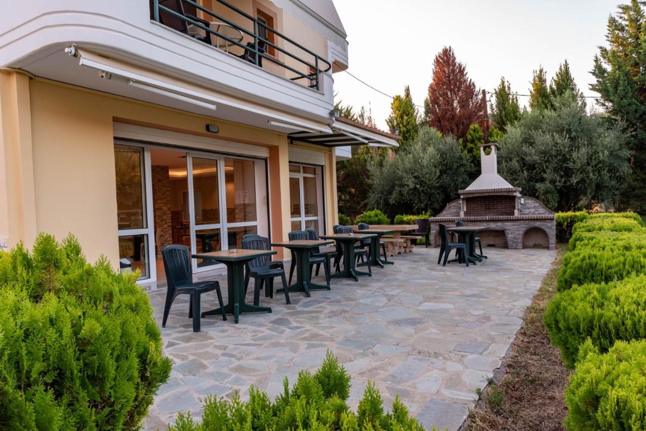 Aparthotel Anilio Plaza Zacharo Esterno foto