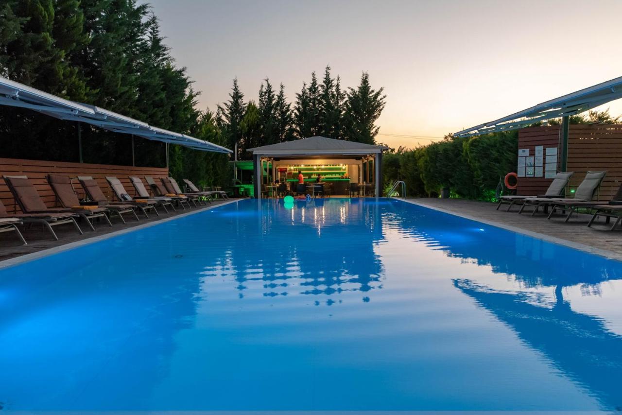 Aparthotel Anilio Plaza Zacharo Esterno foto