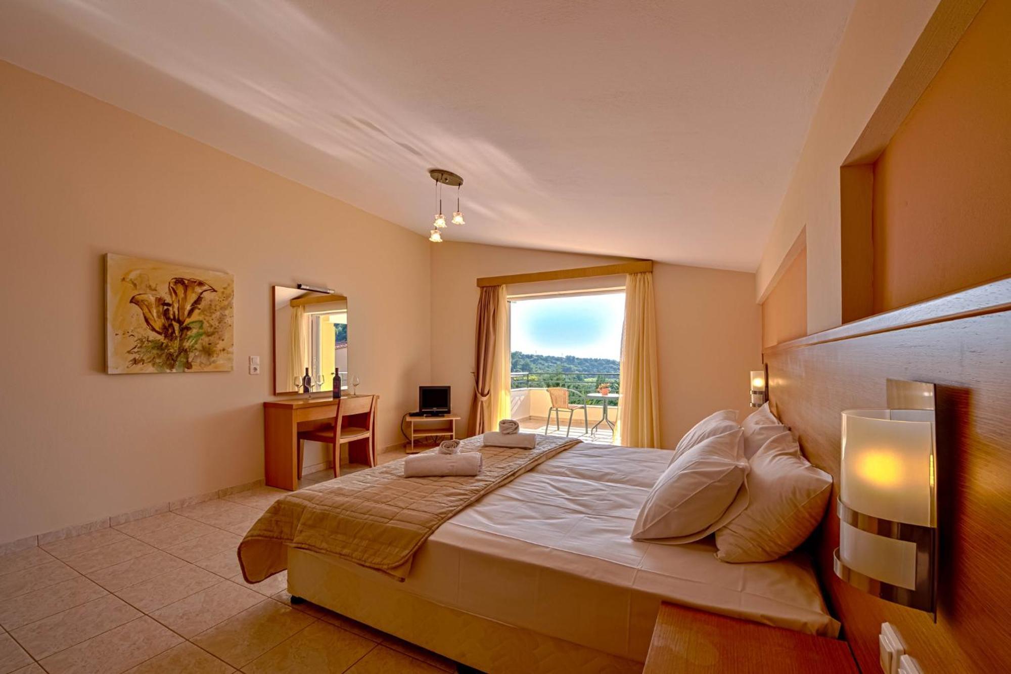 Aparthotel Anilio Plaza Zacharo Camera foto